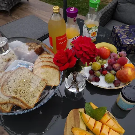 Oda ve Kahvaltı Champetre 4*