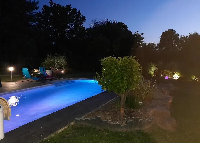 Couette-café Champêtre 4*