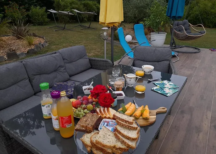 Couette-café Champêtre 4*